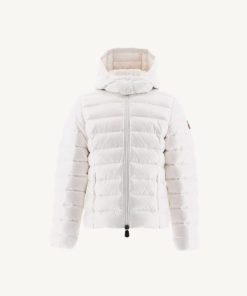 Riversage.shop45724220ad 1